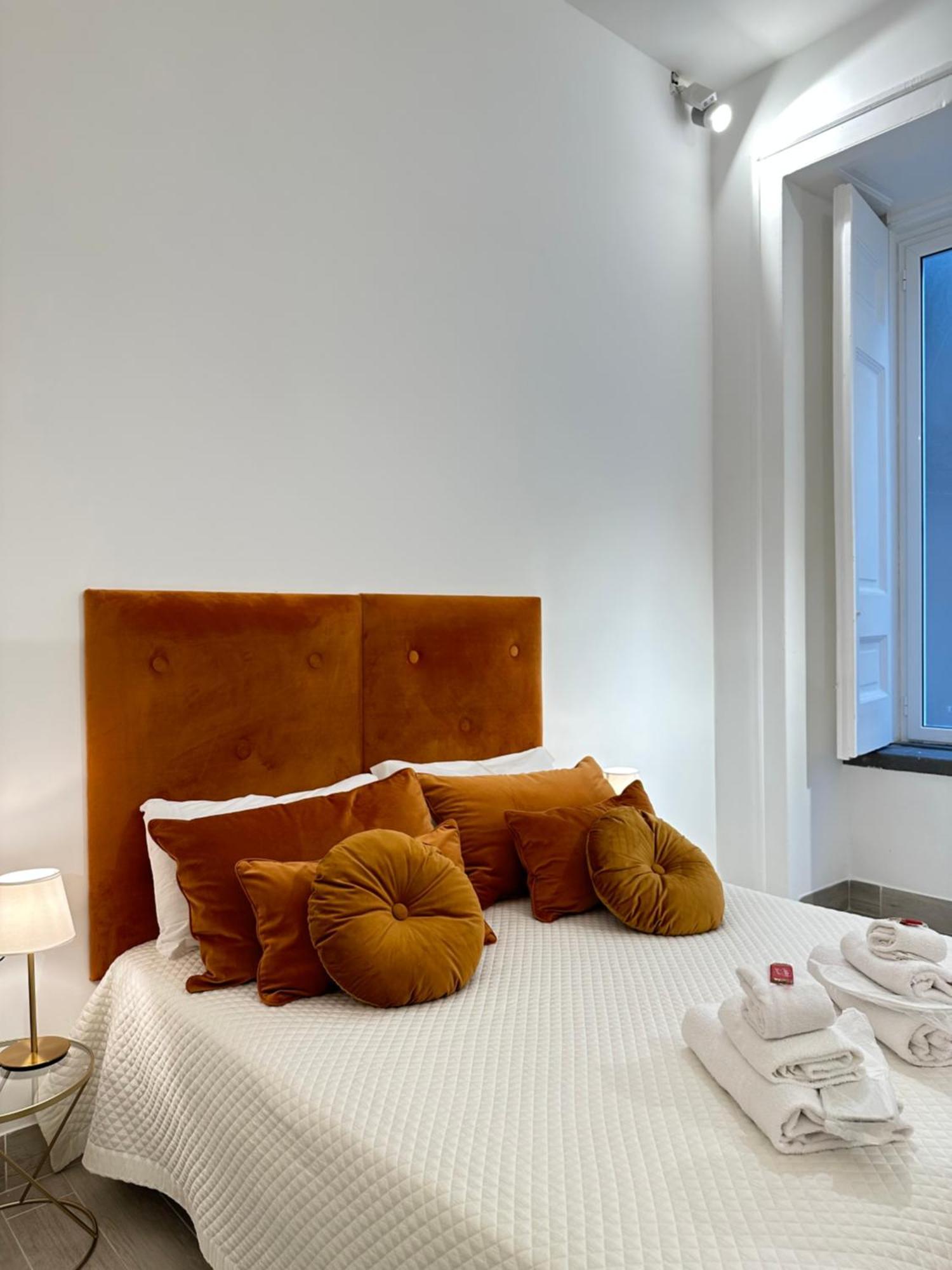 Maison M Napoli Boutique Rooms Exteriör bild