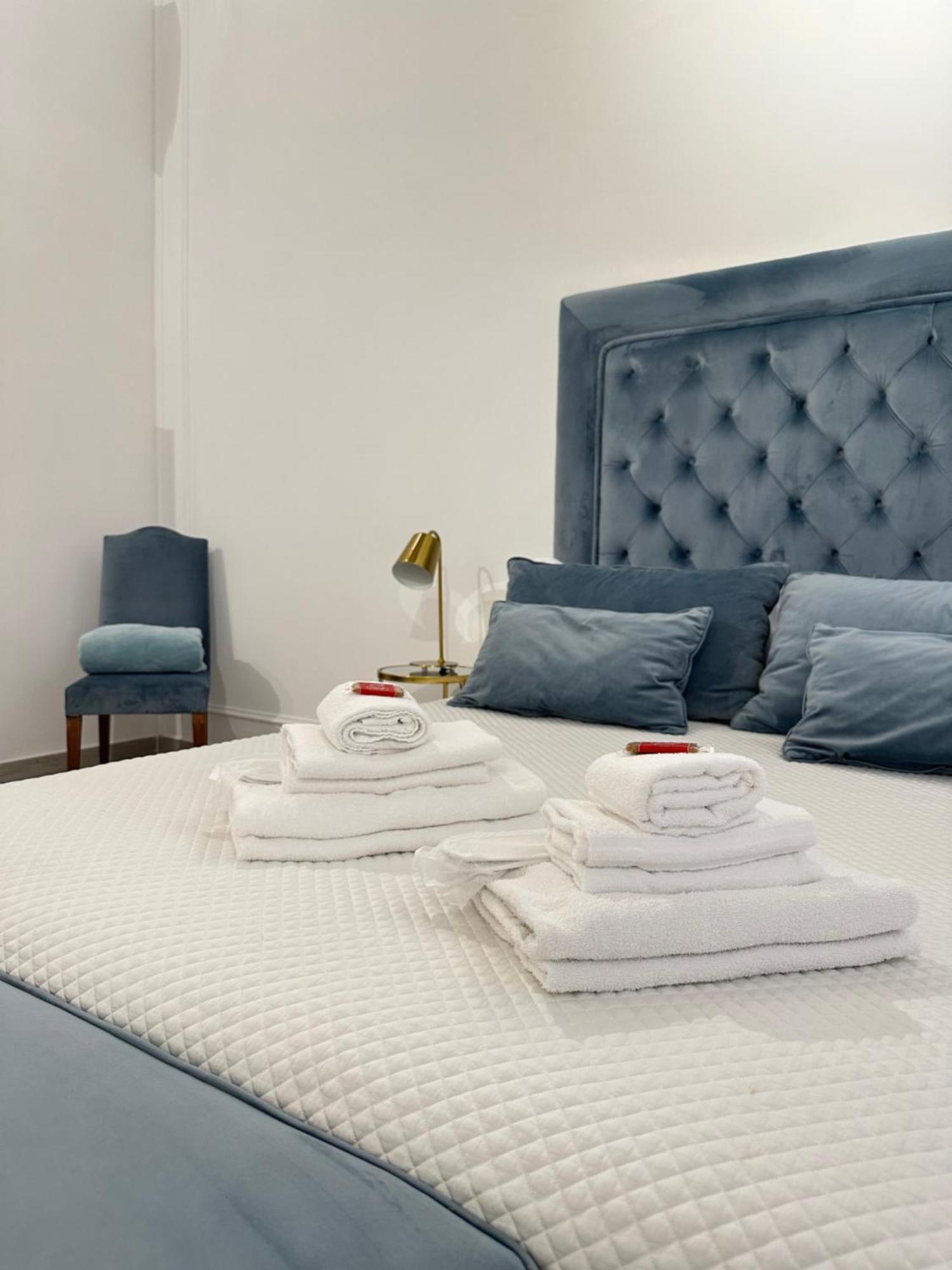 Maison M Napoli Boutique Rooms Exteriör bild