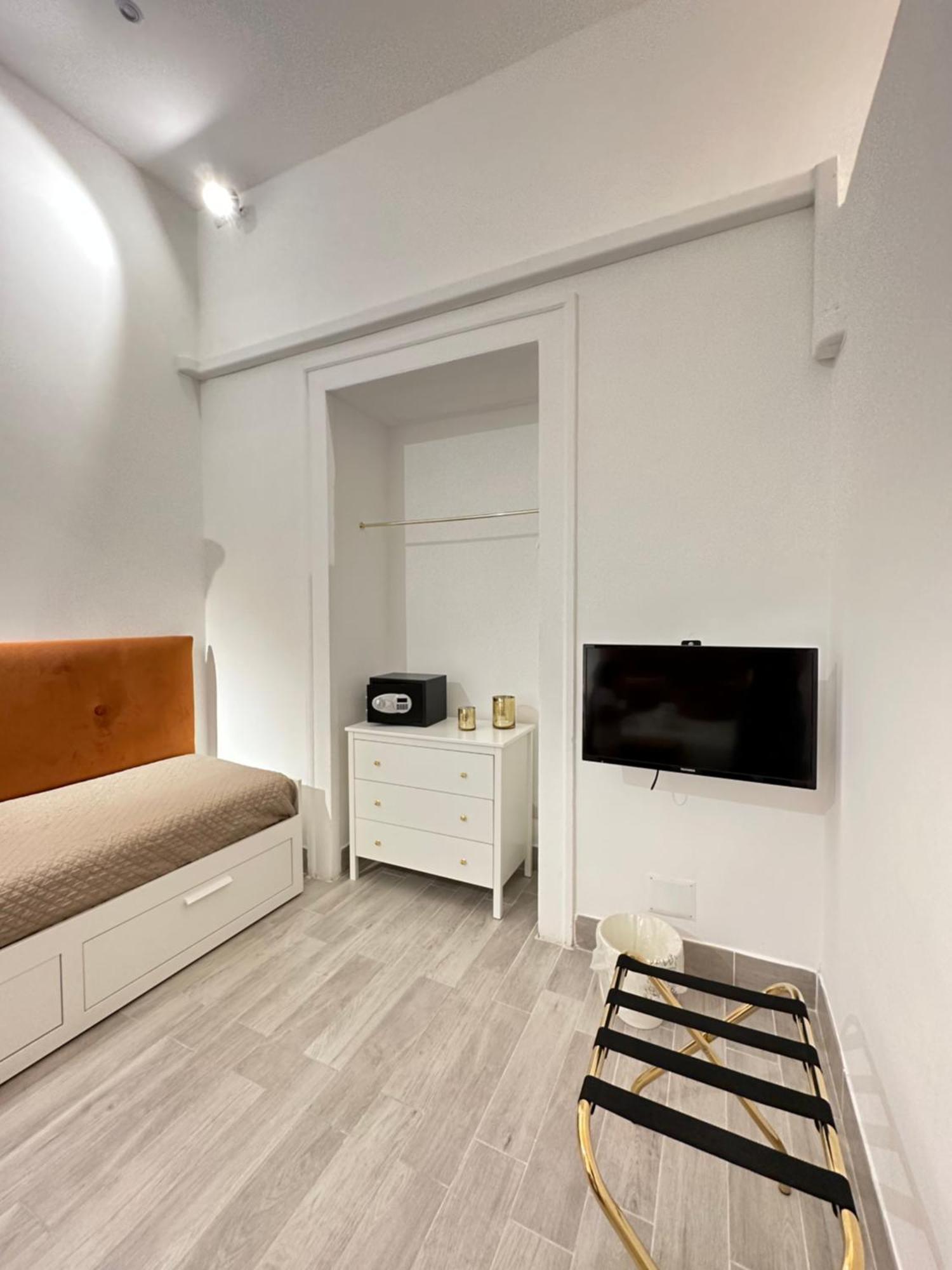Maison M Napoli Boutique Rooms Exteriör bild